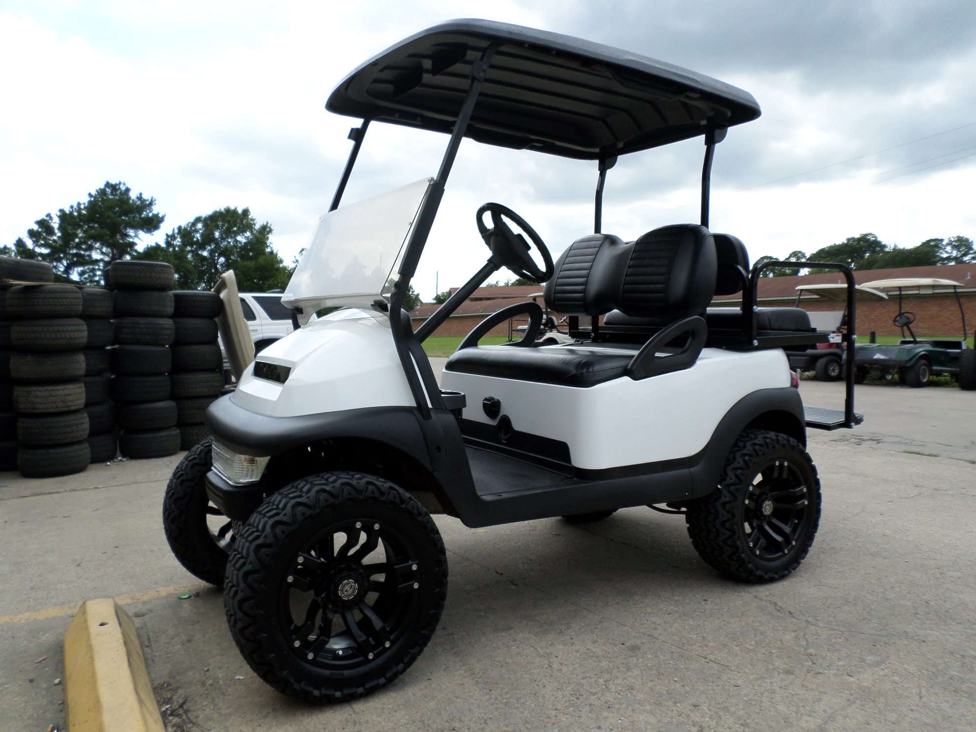 Custom Carts Golf Carts, New and Used Electric and Gas Carts from